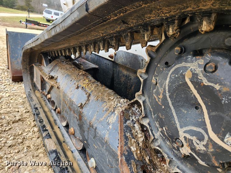 image for item KT9552 2018 Bobcat T740  tracked skid steer loader