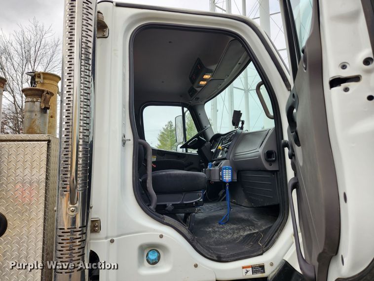 image for item KT9561 2016 Freightliner 108SD  sewer jetter truck