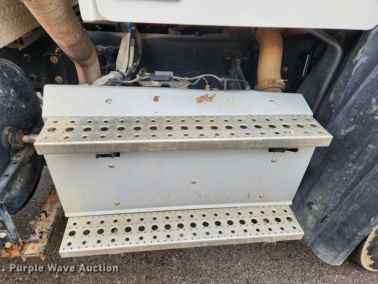 image for item KT9561 2016 Freightliner 108SD  sewer jetter truck