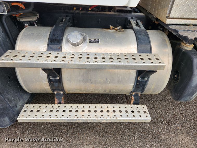 image for item KT9561 2016 Freightliner 108SD  sewer jetter truck