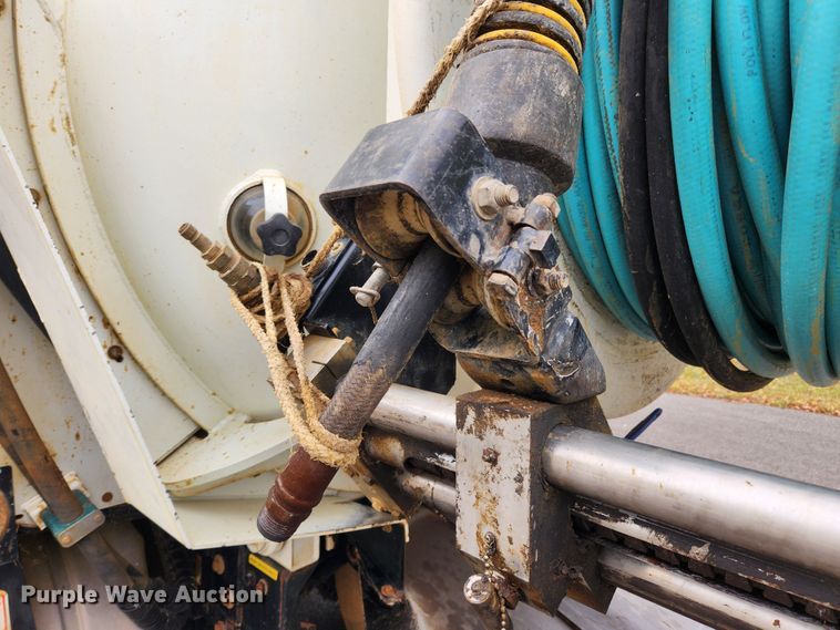 image for item KT9561 2016 Freightliner 108SD  sewer jetter truck