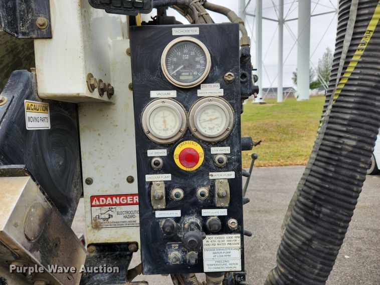 image for item KT9561 2016 Freightliner 108SD  sewer jetter truck