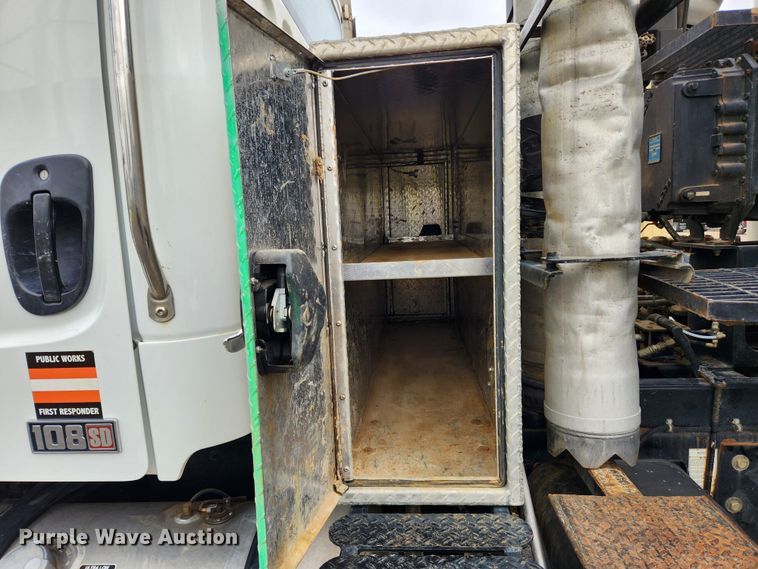 image for item KT9561 2016 Freightliner 108SD  sewer jetter truck