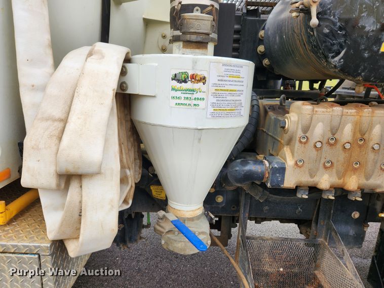 image for item KT9561 2016 Freightliner 108SD  sewer jetter truck