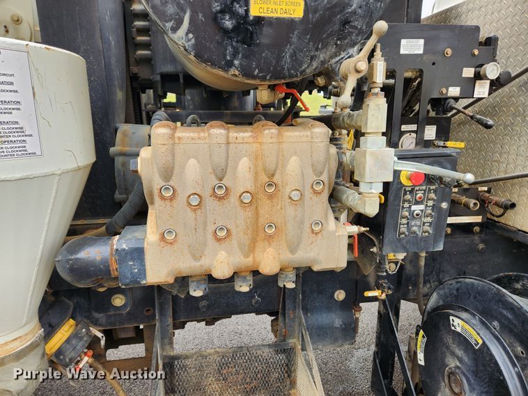 image for item KT9561 2016 Freightliner 108SD  sewer jetter truck