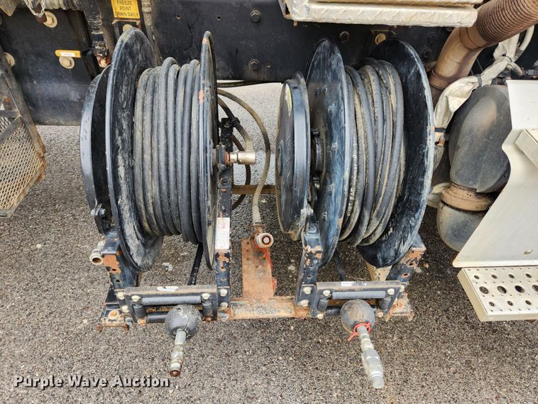 image for item KT9561 2016 Freightliner 108SD  sewer jetter truck