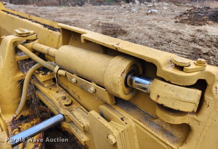 image for item KT9571 1988 Caterpillar D5H  dozer