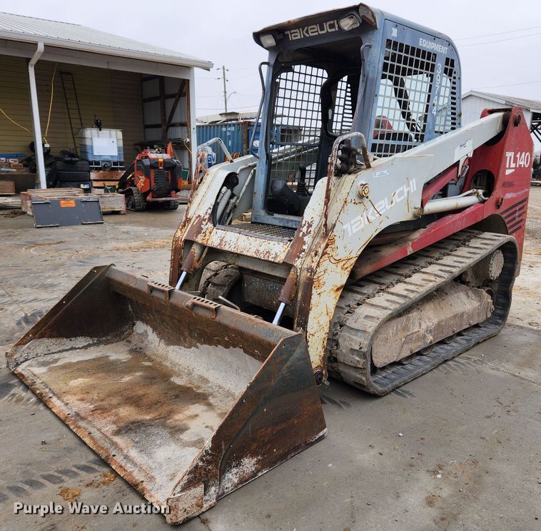 image for item KT9572 2005 Takeuchi TL140  tracked skid steer loader