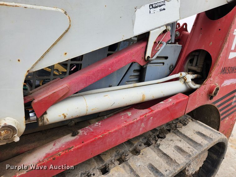 image for item KT9572 2005 Takeuchi TL140  tracked skid steer loader