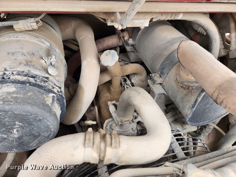 image for item KT9572 2005 Takeuchi TL140  tracked skid steer loader