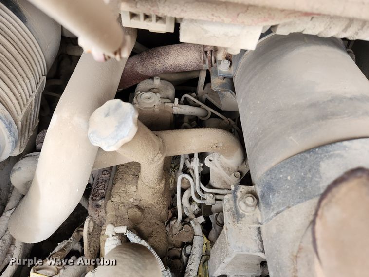 image for item KT9572 2005 Takeuchi TL140  tracked skid steer loader