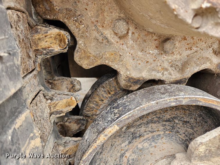 image for item KT9572 2005 Takeuchi TL140  tracked skid steer loader