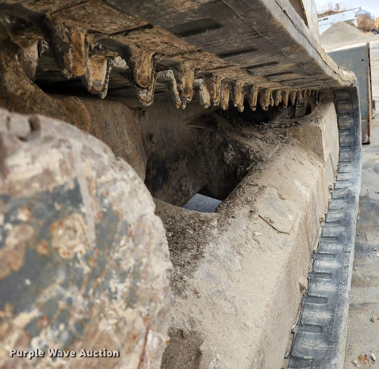 image for item KT9572 2005 Takeuchi TL140  tracked skid steer loader