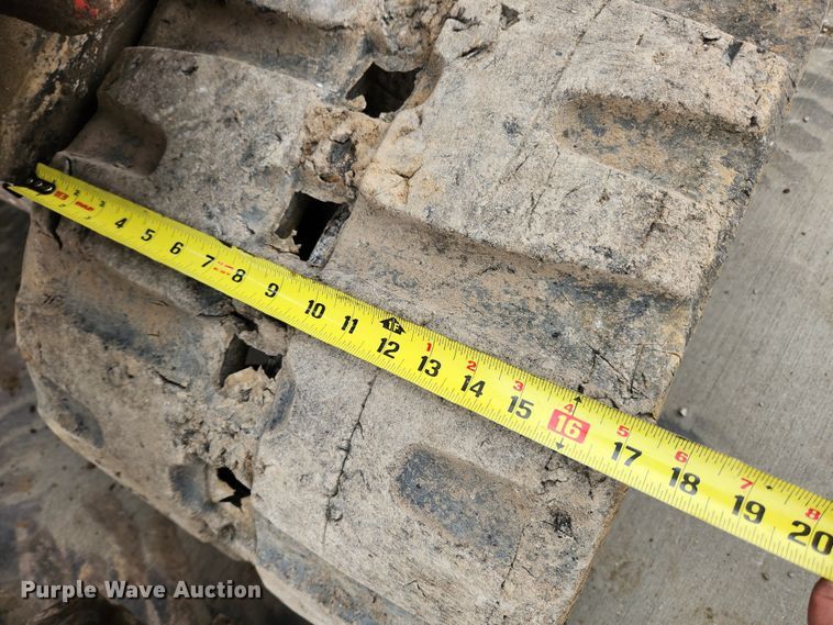 image for item KT9572 2005 Takeuchi TL140  tracked skid steer loader