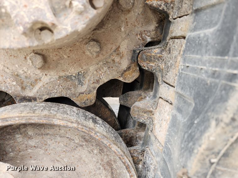 image for item KT9572 2005 Takeuchi TL140  tracked skid steer loader