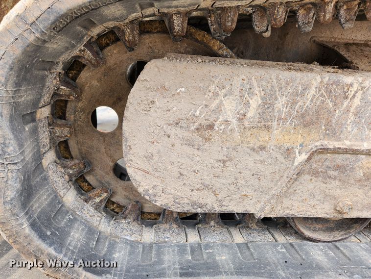 image for item KT9572 2005 Takeuchi TL140  tracked skid steer loader