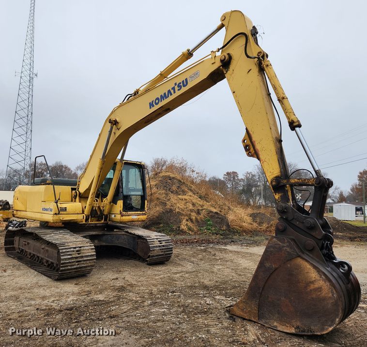 image for item KT9573 2002 Komatsu PC200LC-7L  excavator