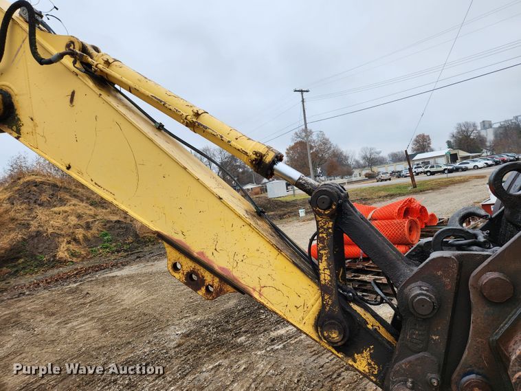 image for item KT9573 2002 Komatsu PC200LC-7L  excavator