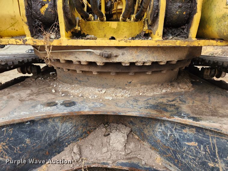 image for item KT9573 2002 Komatsu PC200LC-7L  excavator
