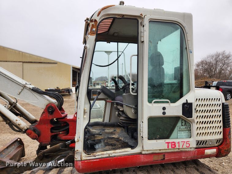 image for item KT9574 2005 Takeuchi TB175  mini excavator