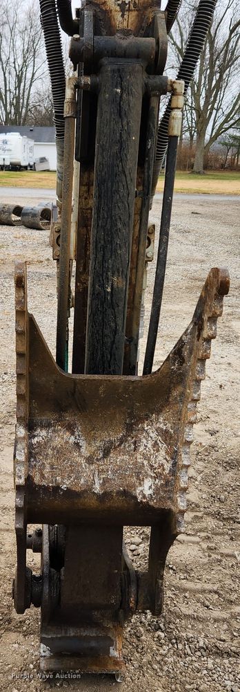 image for item KT9574 2005 Takeuchi TB175  mini excavator