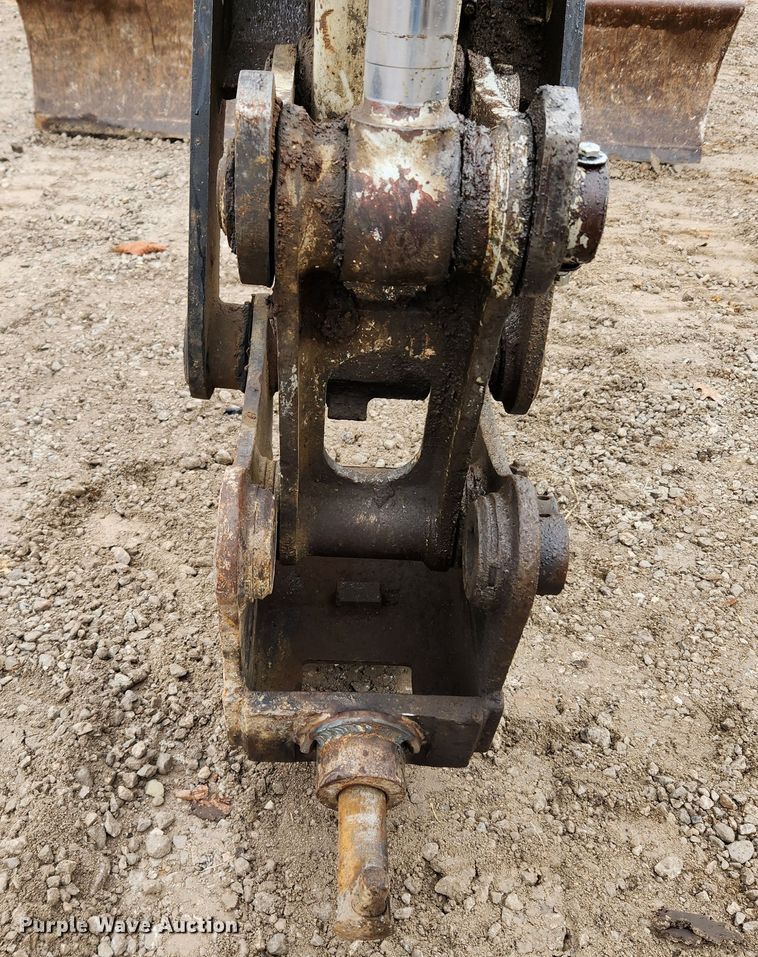 image for item KT9574 2005 Takeuchi TB175  mini excavator