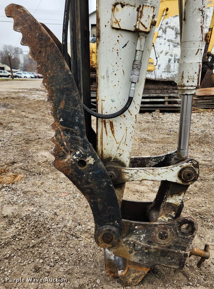 image for item KT9574 2005 Takeuchi TB175  mini excavator