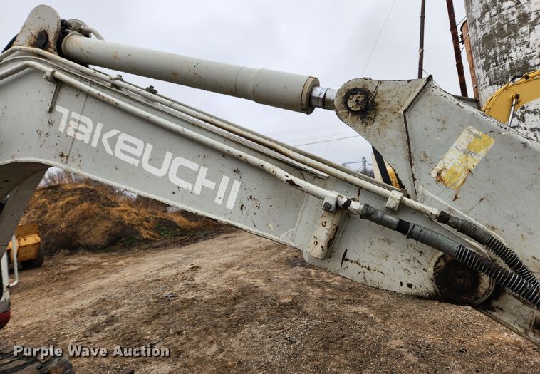 image for item KT9574 2005 Takeuchi TB175  mini excavator