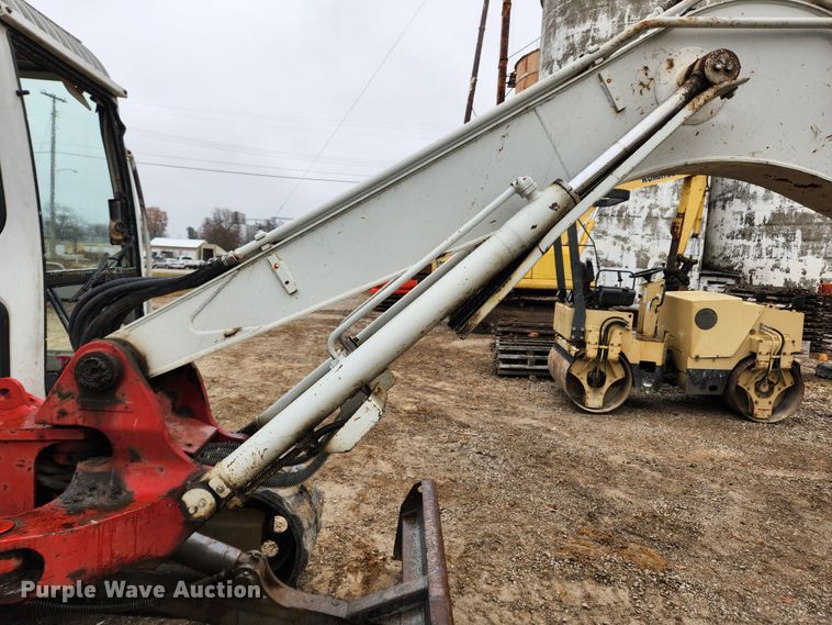 image for item KT9574 2005 Takeuchi TB175  mini excavator