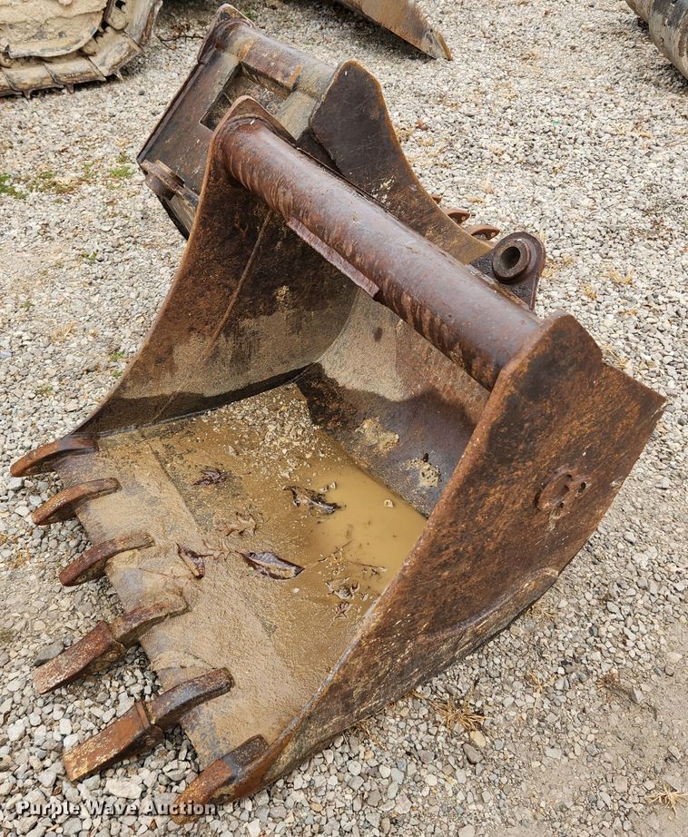 image for item KT9574 2005 Takeuchi TB175  mini excavator