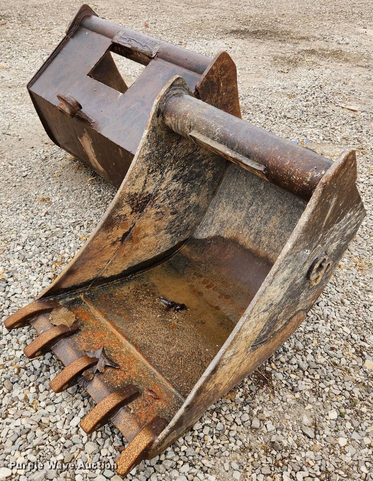 image for item KT9574 2005 Takeuchi TB175  mini excavator