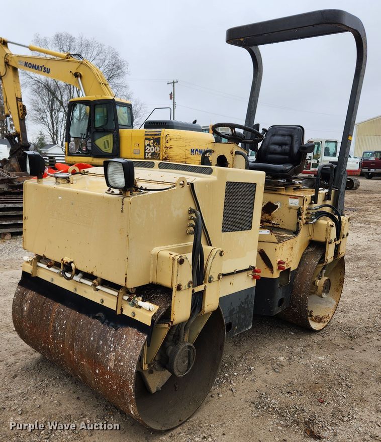 image for item KT9575 1999 Ingersoll Rand DD-24  double drum vibratory roller