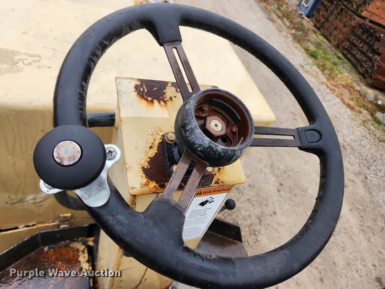 image for item KT9575 1999 Ingersoll Rand DD-24  double drum vibratory roller