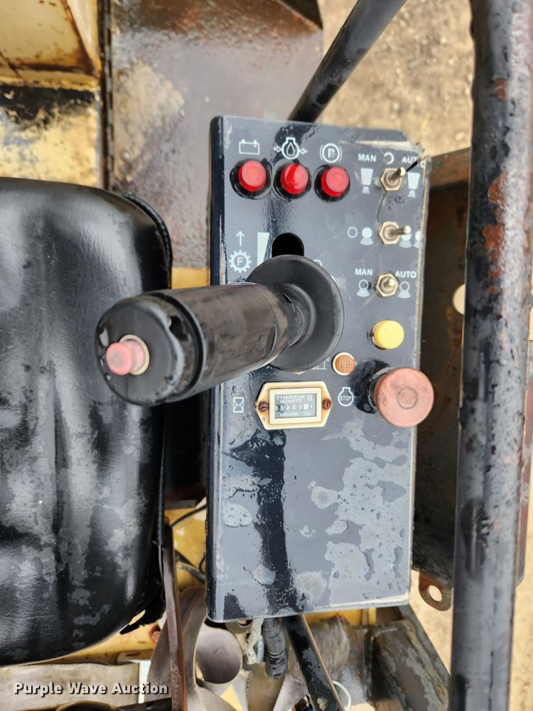 image for item KT9575 1999 Ingersoll Rand DD-24  double drum vibratory roller