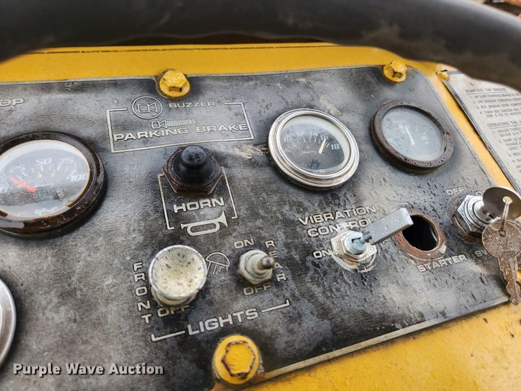 image for item KT9576 Bomag BW210PD  single drum vibratory roller