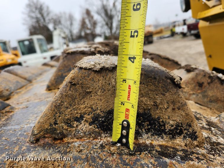 image for item KT9576 Bomag BW210PD  single drum vibratory roller