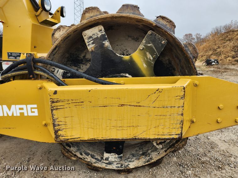 image for item KT9576 Bomag BW210PD  single drum vibratory roller