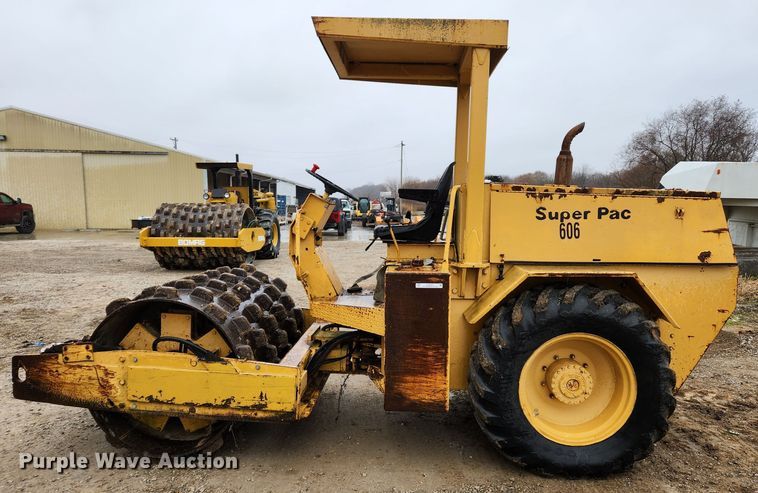 image for item KT9577 1991 Super Pac 600P  single drum vibratory roller