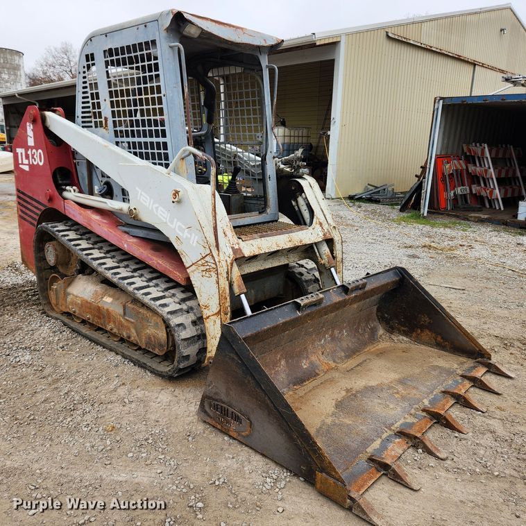 image for item KT9578 2004 Takeuchi TL130  tracked skid steer loader