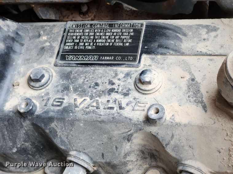 image for item KT9578 2004 Takeuchi TL130  tracked skid steer loader