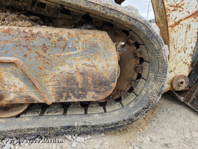 image for item KT9578 2004 Takeuchi TL130  tracked skid steer loader