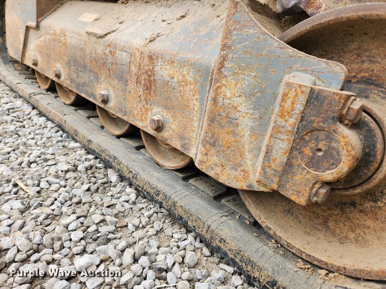 image for item KT9578 2004 Takeuchi TL130  tracked skid steer loader