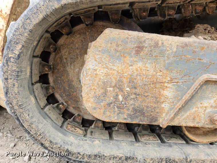 image for item KT9578 2004 Takeuchi TL130  tracked skid steer loader