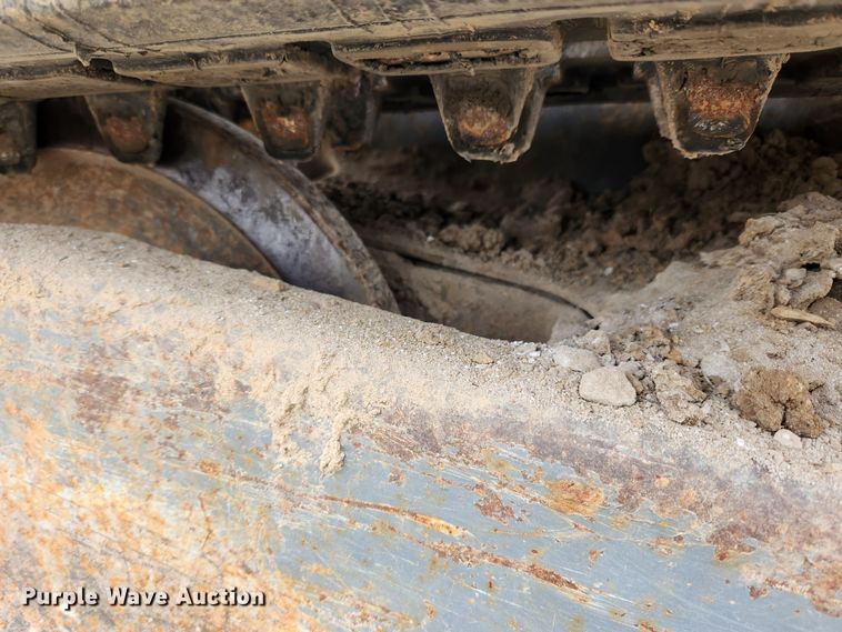 image for item KT9578 2004 Takeuchi TL130  tracked skid steer loader