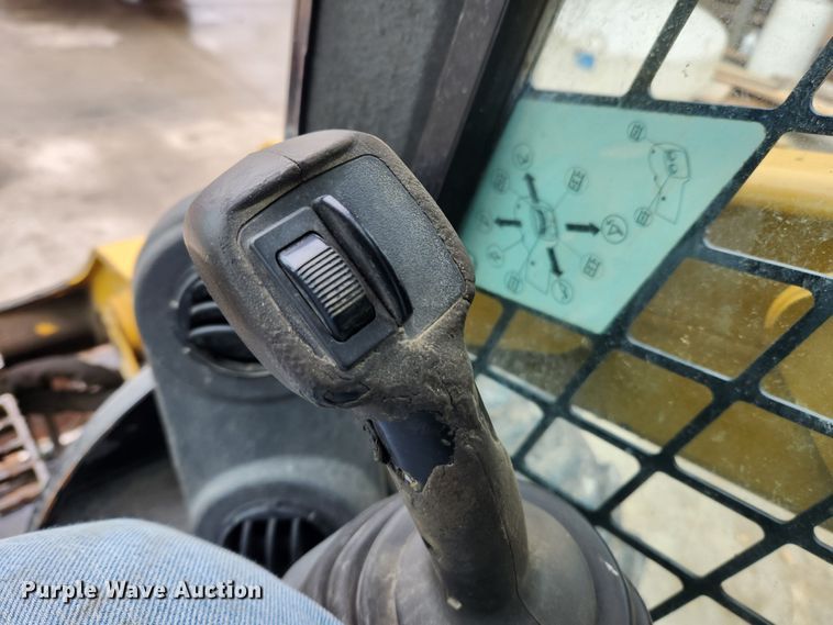 image for item KT9579 2014 Caterpillar 246D  skid steer loader