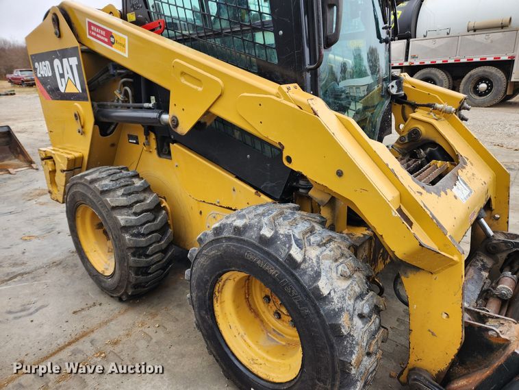 image for item KT9579 2014 Caterpillar 246D  skid steer loader