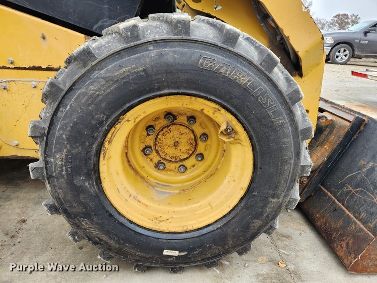 image for item KT9579 2014 Caterpillar 246D  skid steer loader
