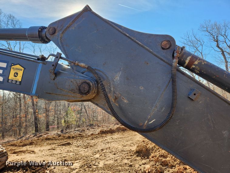 image for item KT9597 2008 John Deere 200D LC  excavator