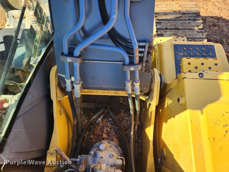 image for item KT9597 2008 John Deere 200D LC  excavator