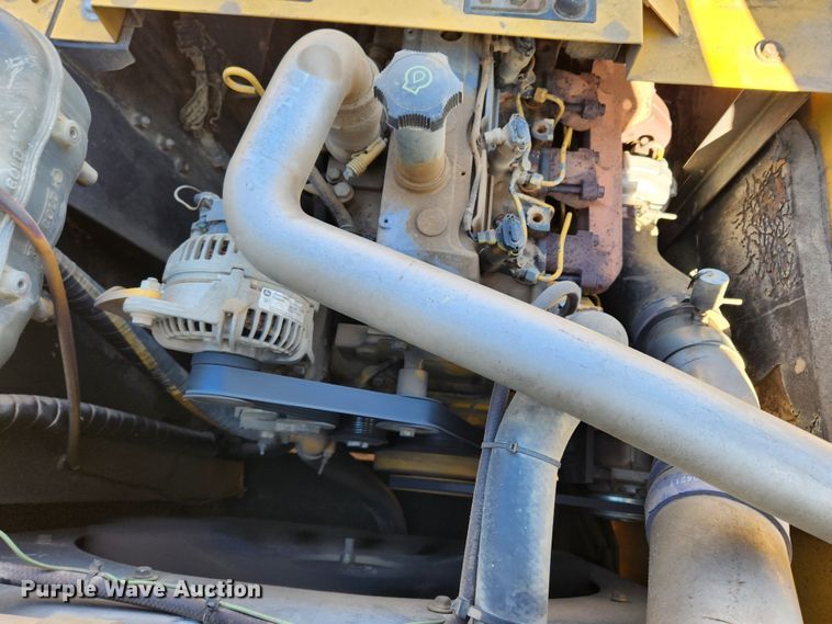 image for item KT9597 2008 John Deere 200D LC  excavator